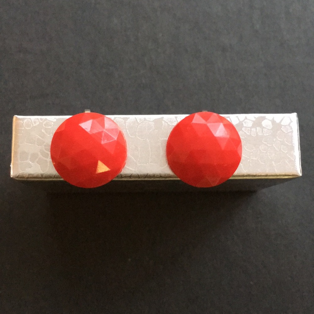 Vintage red circle earrings